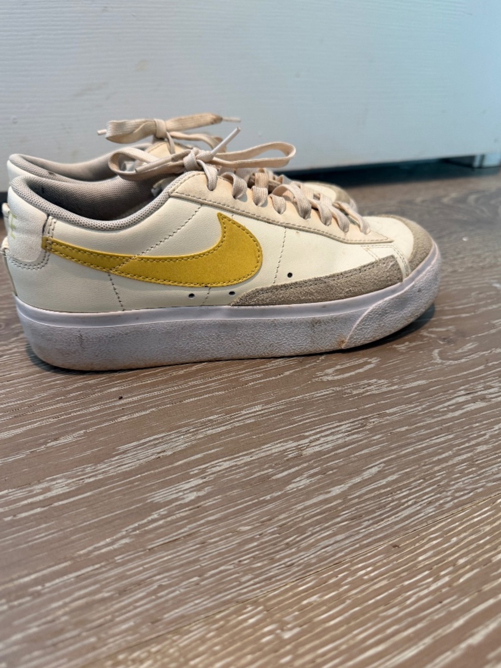 Nike Platform tennis shoes